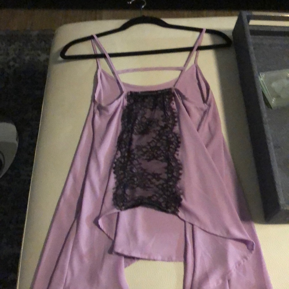 Beautiful Soft Tank - Picture 6 of 6